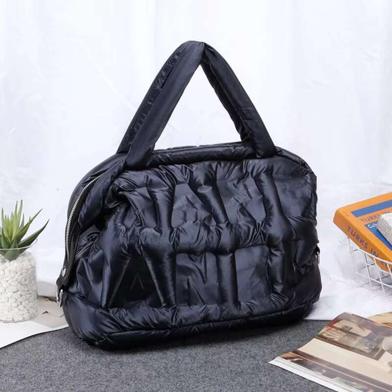 2022 Winter Women Big Space Cotton Designer Handbag Ladies Bags Down Fashion Shoulder Bag Female Tote Sac A Main Femmes