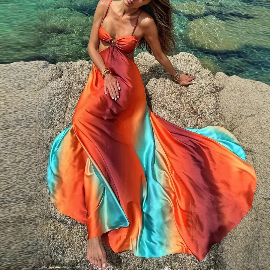 Sexy 2025 New Women's Designer Sexy Strap Gradient Haipai Beach Skirt Long Skirt
