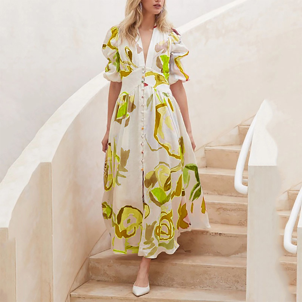 2025 New Women's Beach Skirt Designer Slim Fit Big Swing Four Sided Spring Printed Long Skirt