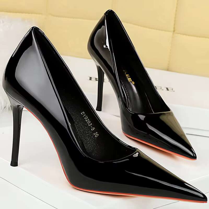 Women 9.5cm Pumps Wedding Bridal Classic Scarpins High Stiletto Heels Lady Nude Bla White Glossy Leather Prom Shoes