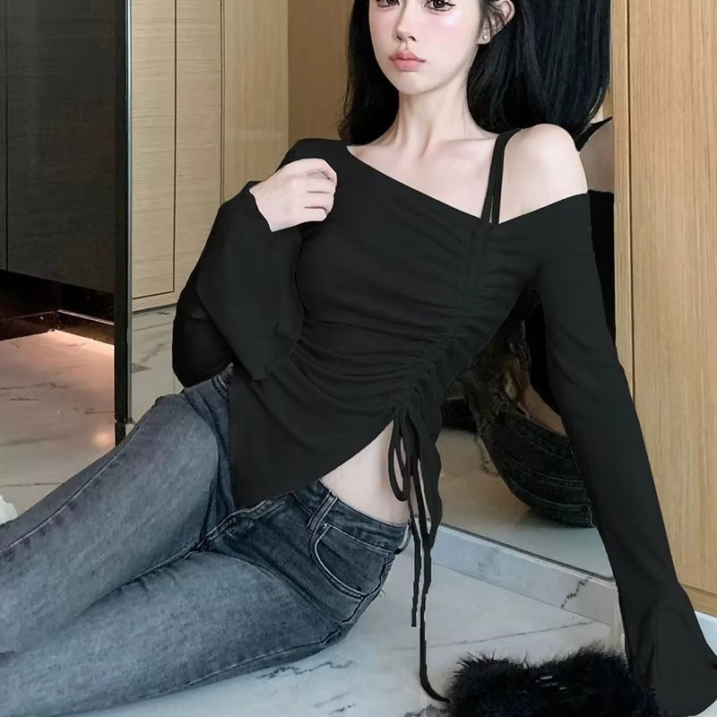 Spring And Autumn Cotton Horn Shaped Designer T-shirt For Women Solid Color Slimming Basic Long Sleeve Umbilical Top Casual Shirt Off Shoulder T-shirt