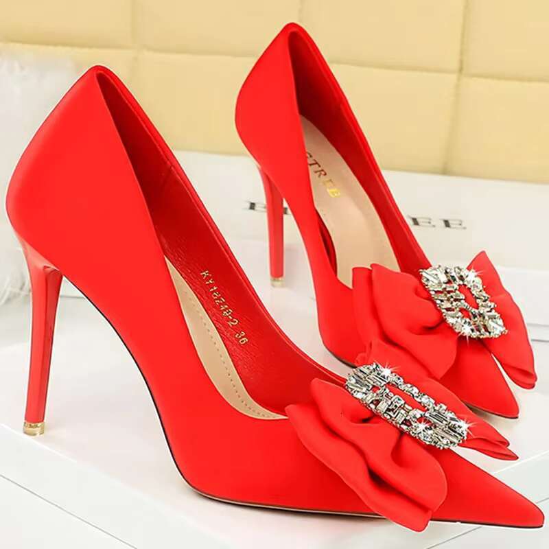 Women 10.5cm High Heels Sexy Rhie Bow Bla Red Pointed Toe Party Pumps Lady Silk Satin Escarpins Wedding Evening Shoes