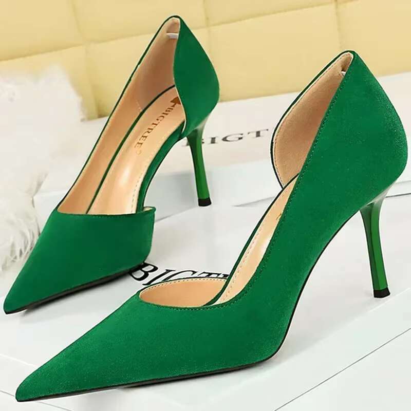 Big Size Fashion Women Daily Holiday Suede Green Red Pumps Lady 8.5cm High Basic Pointed Toe Hollow Wedding Middle Heels
