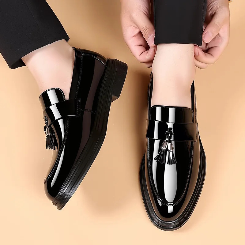 Mens Casual Business Leather Shoes Bright Black Wedding Banquet Dress Leather Shoes Large fashion Mens Shoes 38-48 250122