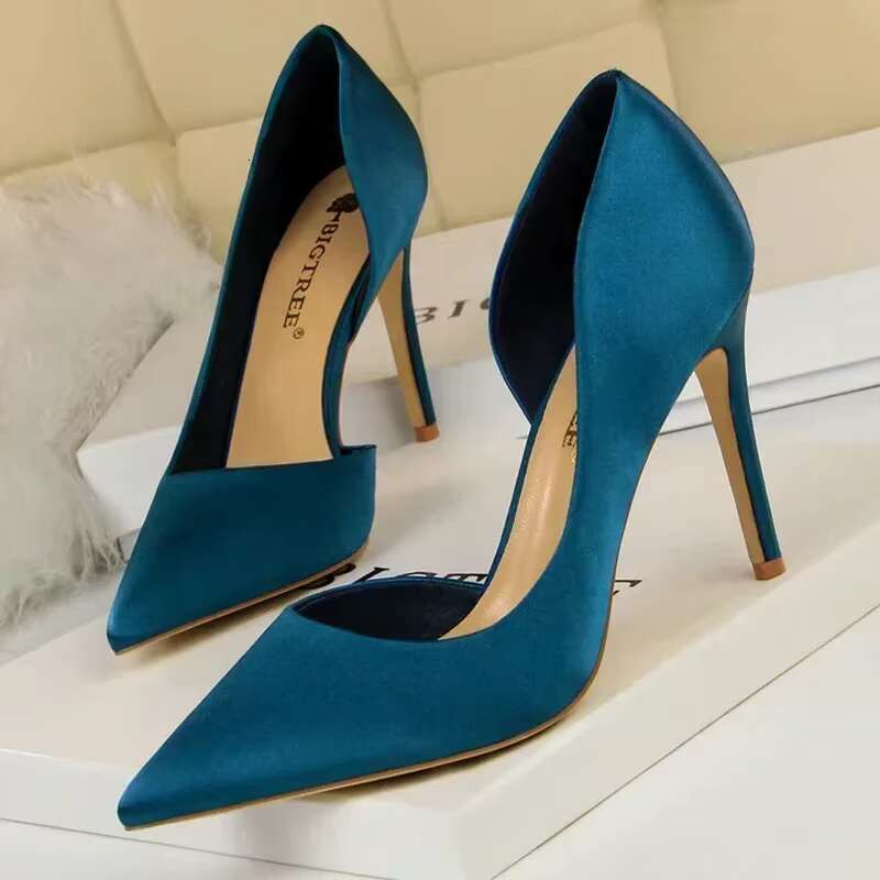 Women Elegant Prom Green Blue Bury Escarpins Satin Pumps Lady Fetish Side Hollow Wedding 9.5cm Stiletto High Heels Shoes