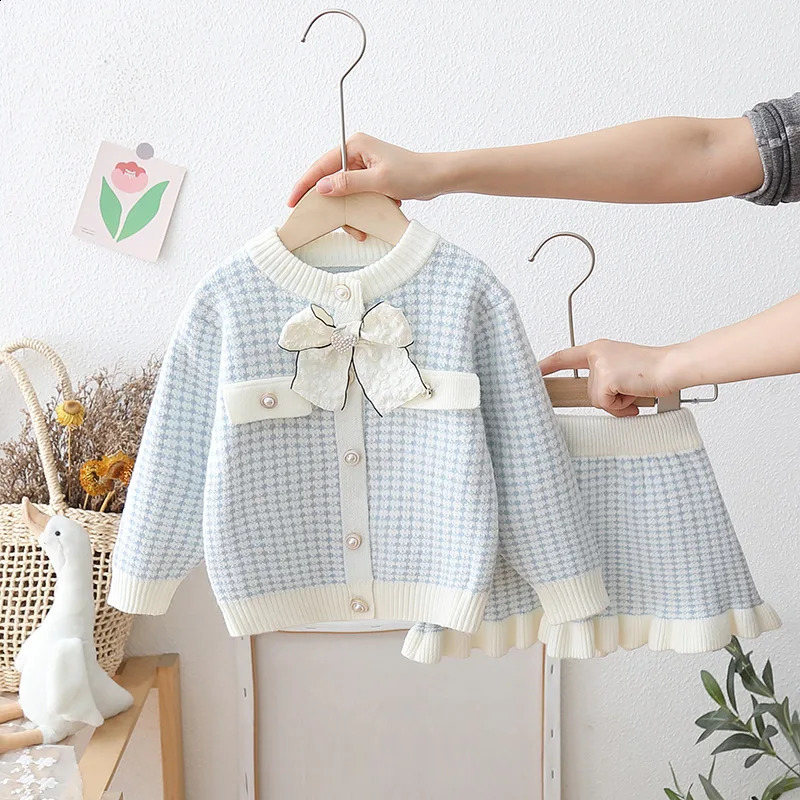 Autumn Toddler Kid Girl 2PCS Clothes Set Cotton Knotbow Pearls Button Knitted Cardigan Suits Plaid Warm Skirts Baby Outfits 250117