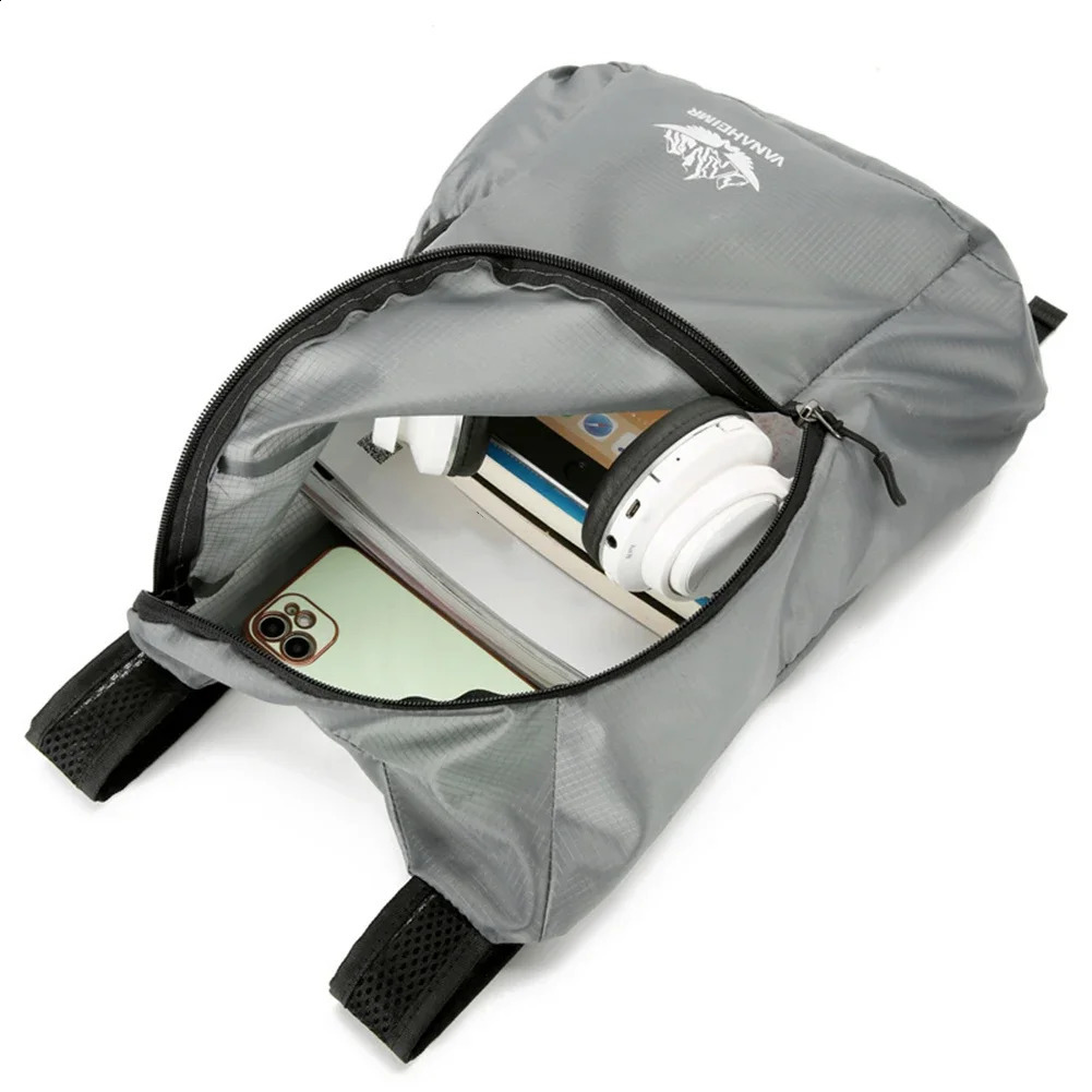 Outdoor Hiking Bag Lightweight Portable Backpack Waterproof Folding Ultralight Pack for Women Men Travelling Sports Daypack 250121