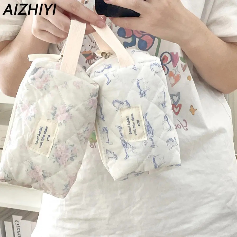 Women Large Travel Organizer Large Capacity Floral Quilted Checkered Makeup Bag Make Up Brush Bags Toiletry Zipper Storage Pouch 250120