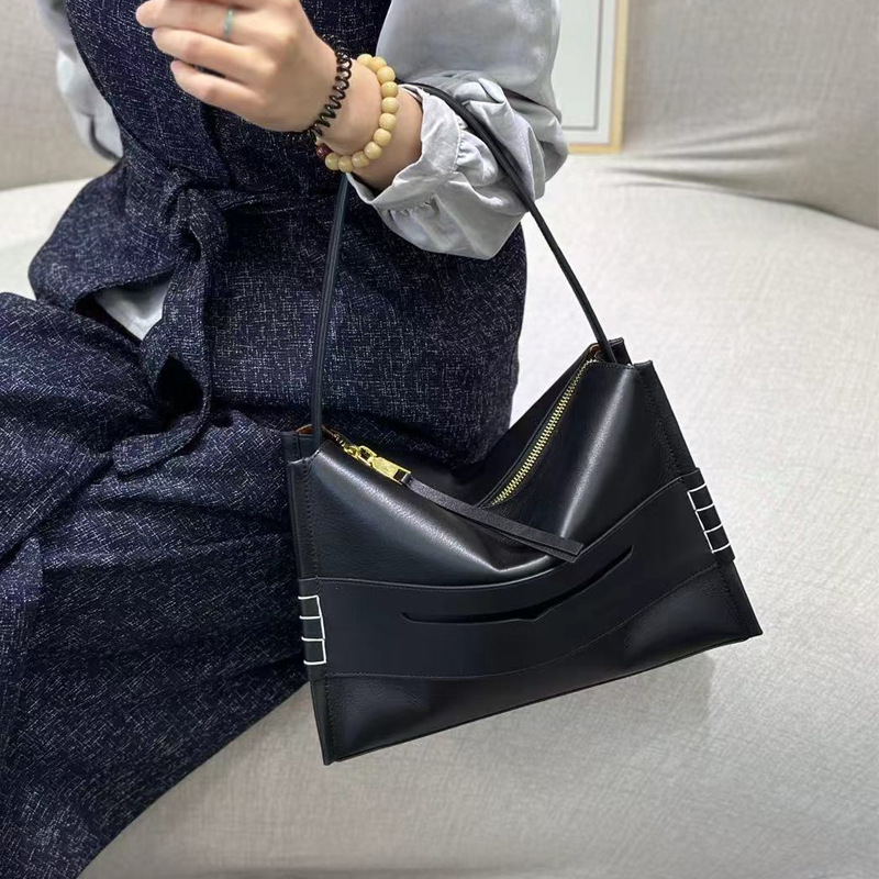 New large capacity commuting soft cowhide women's tote eaves handbag, single shoulder crossbody bag, armpit bag