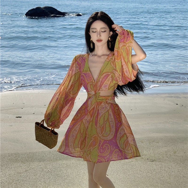 Spring And Summer New Women's Clothing Designer Bali Sanya Seaside Vacation Style Beach Dress Sexy Long Sleeved Slim Fit Atmosphere Dress