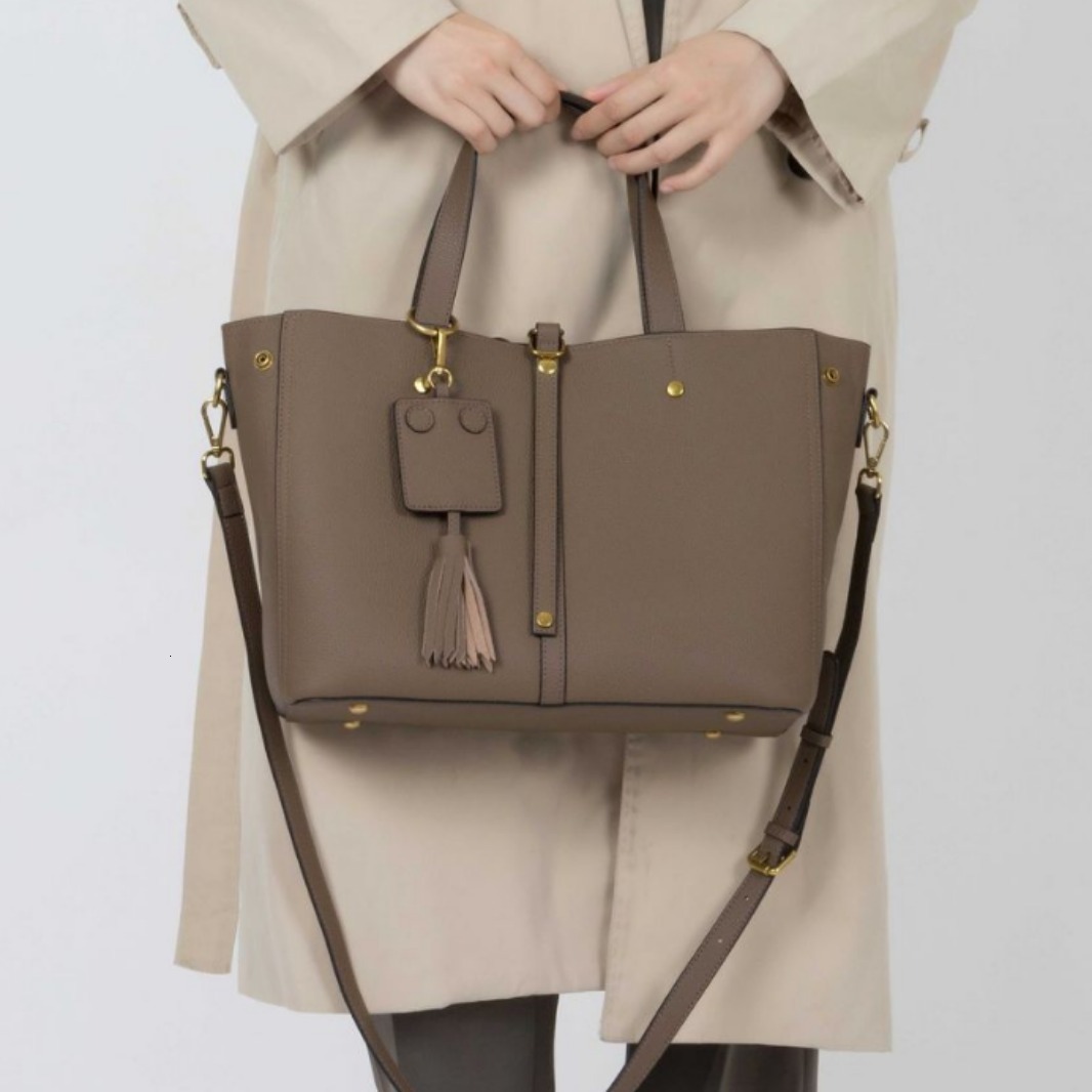 Head layer cowhide tote genuine leather women's single shoulder crossbody bag, commuting large capacity bucket bag