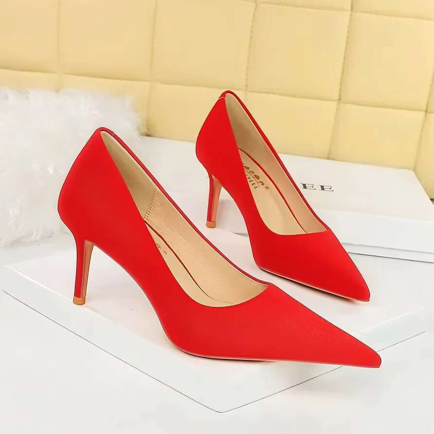 New Women 7cm 10cm High Pointed Toe Nightclub Pumps Lady Daily Office Middle Low Heels Concise Red Green Barefoot Shoes