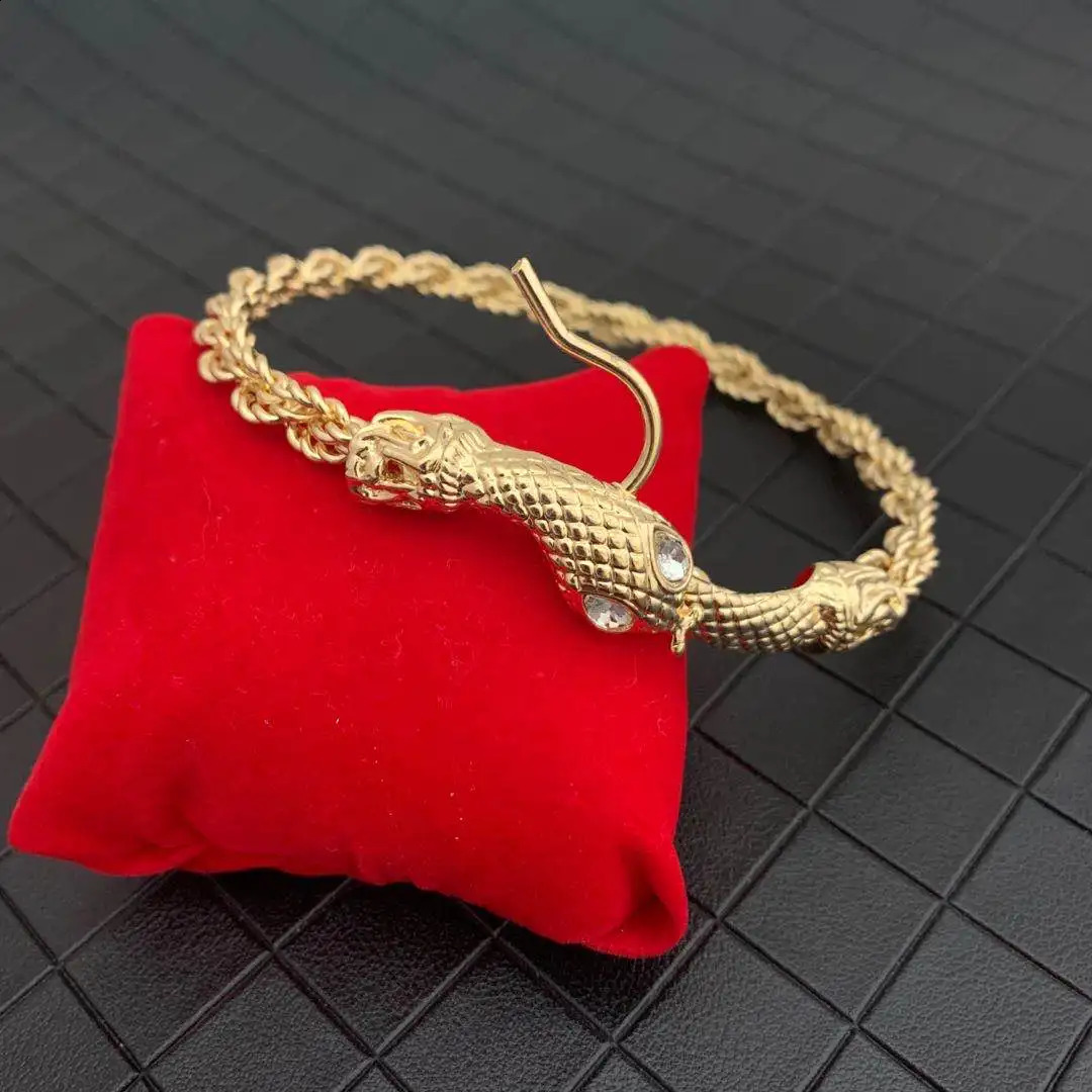 Dubai Muslim Middle Eastern Fashion Golden Snake Bracelet Arab Charm Bracelet Grand Bridal Foot Bracelet Jewelry 250110