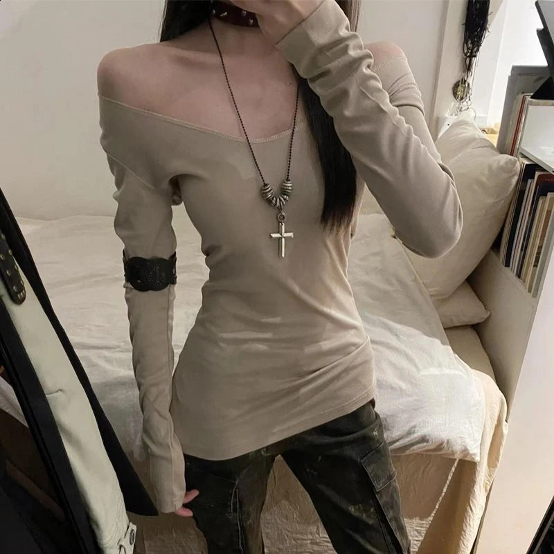 Lamuusaa y2k Tops Women Fairy Grunge Clothes Contrast Cross Off Shoulder Long Sleeve T Shirts 2000s Goth Clothing Streetwear 250116
