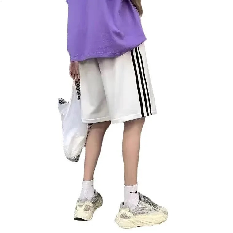 Summer Fashionable Loosefit Round Neck Tshirt Fivepiece Pants 2piece Set Mens Casual Sports Suit 250109
