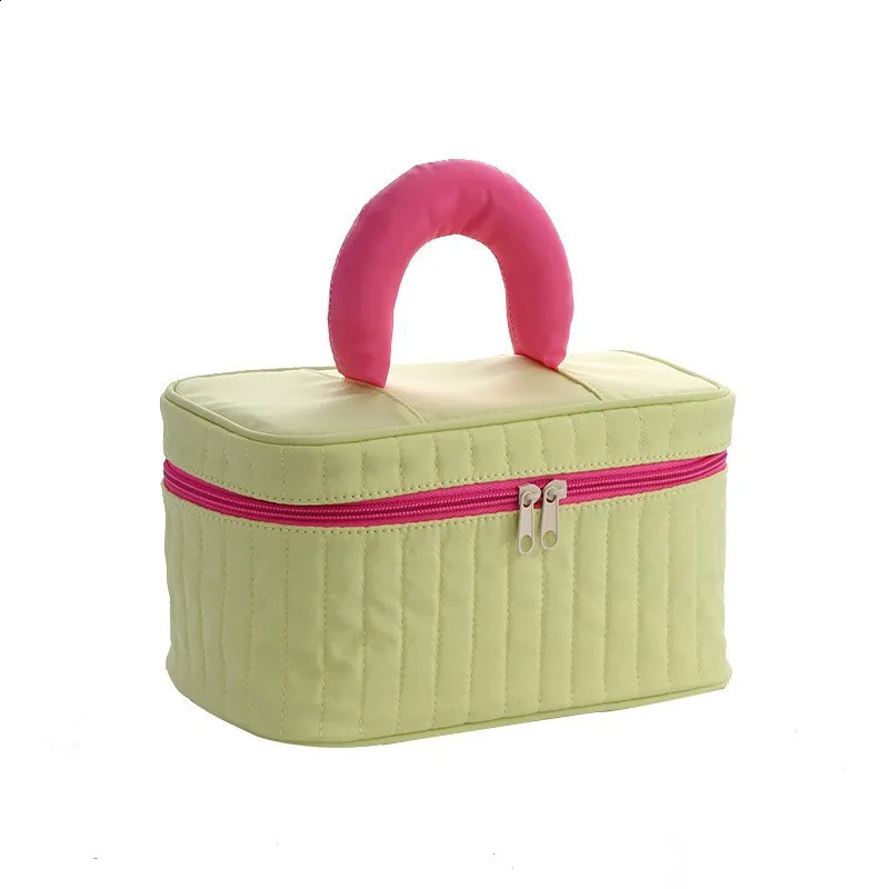 Fashionable and Practical Grid Cosmetic Organizer Bag for Traveling 250120