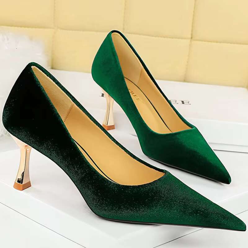 Fashion Women 7cm High Bury Veet Pumps Scarpins Wedding Bridal Stiletto Heels Lady Pointed Toe Evening Party Shoes