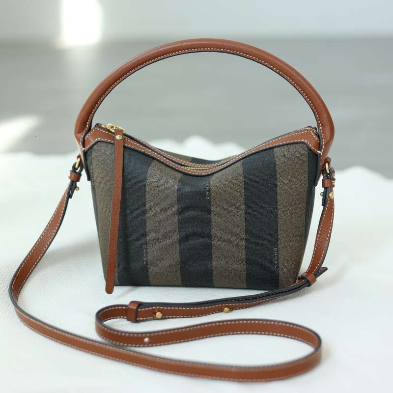 Suitable For All Seasons Mini Crossbody Bags Women Designer Handbag Adjustable Strap Fashion Shoulder Bag