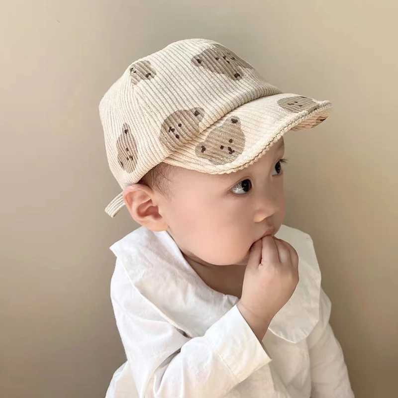 Cute cartoon bear printed childrens baseball cap Spring and Autumn baby boy and girl Visor hat childrens leather hat fashionable baby sun hat M250121