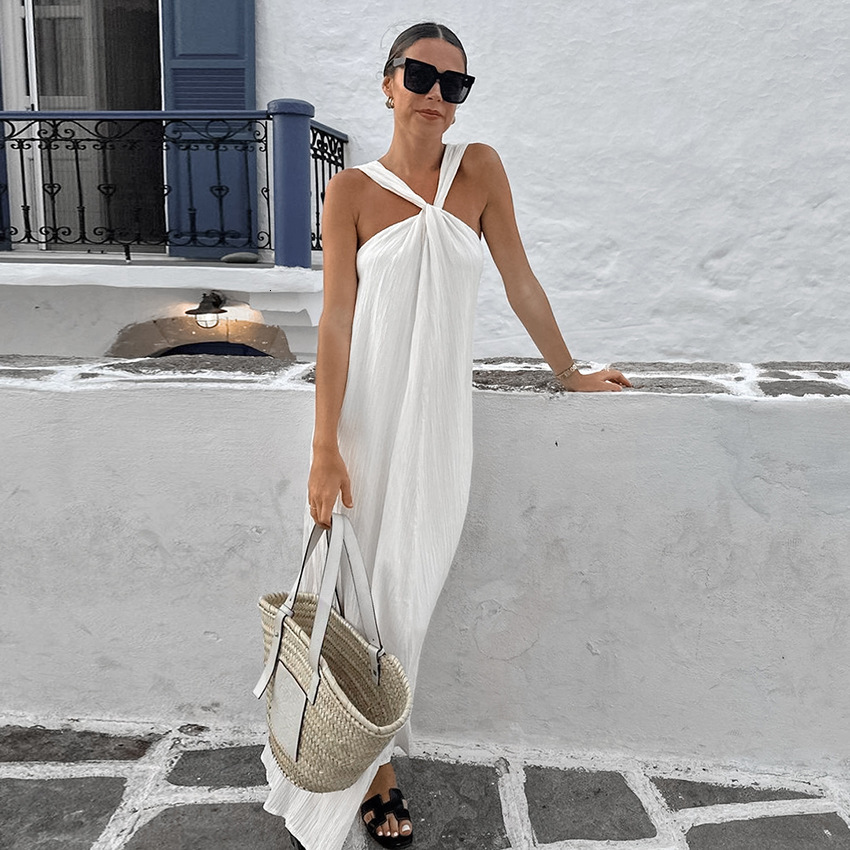 Beige Sleeveless Hanging Collar Beach Casual Dress Designer For Summer 2025 Fashion New Beach Dress Women's Long Skirt