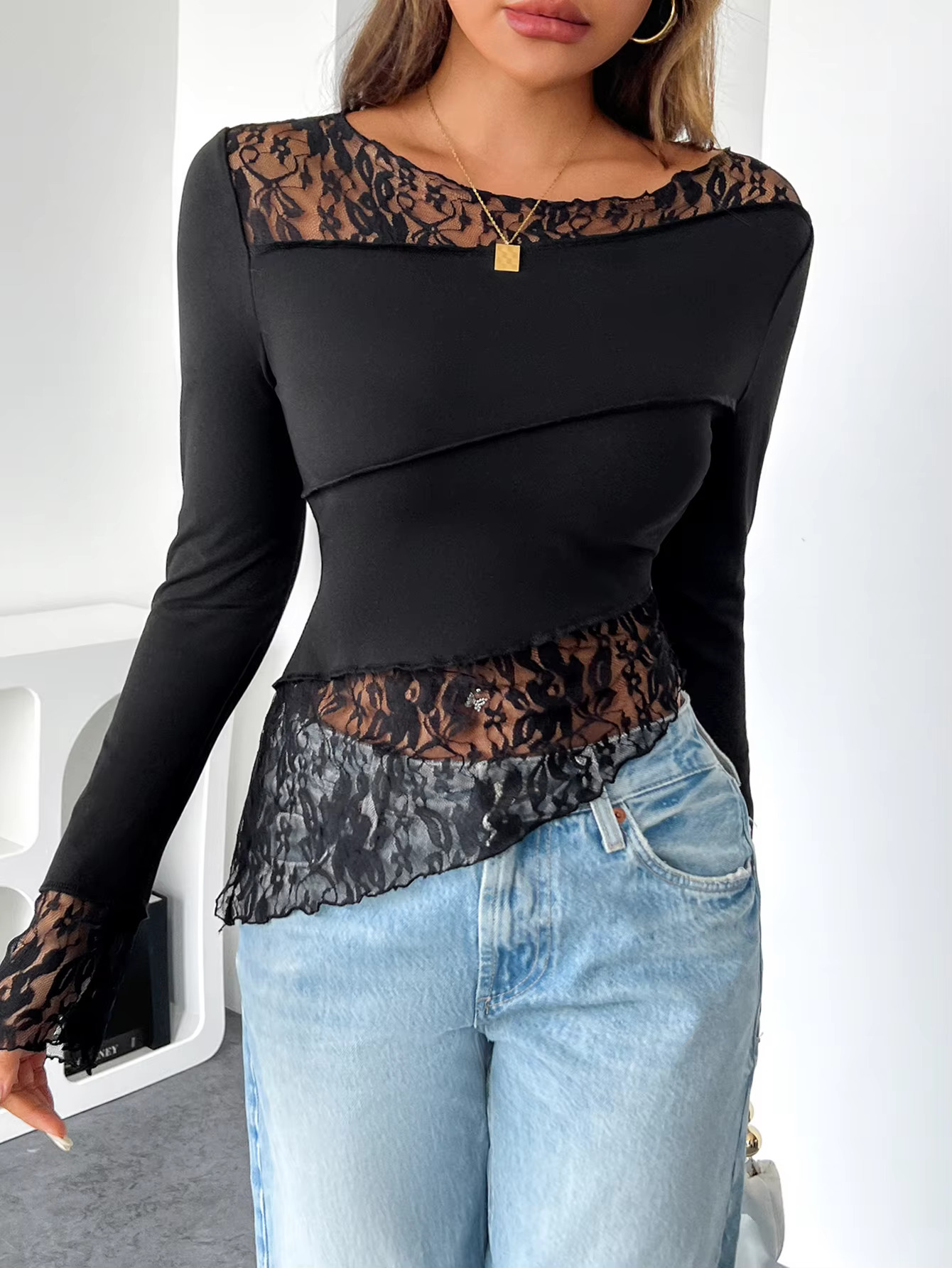Women's Designer T-shirt Casual Loose Lace Patchwork Long Sleeved Top Irregular Slim Fit Commuting T-shirt Autumn And Winter Fashionable Solid Co