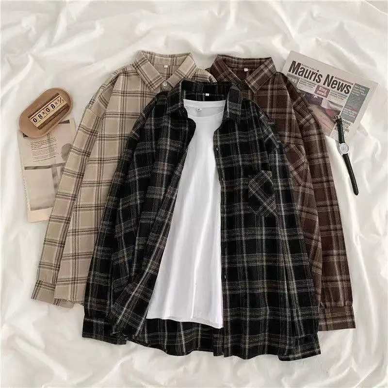 Vintage Women Plaid Shirts Loose Oversize Long Sleeve Button Up Fall Shirt Casual Pocket Female Tops Korean Black Tops M250121