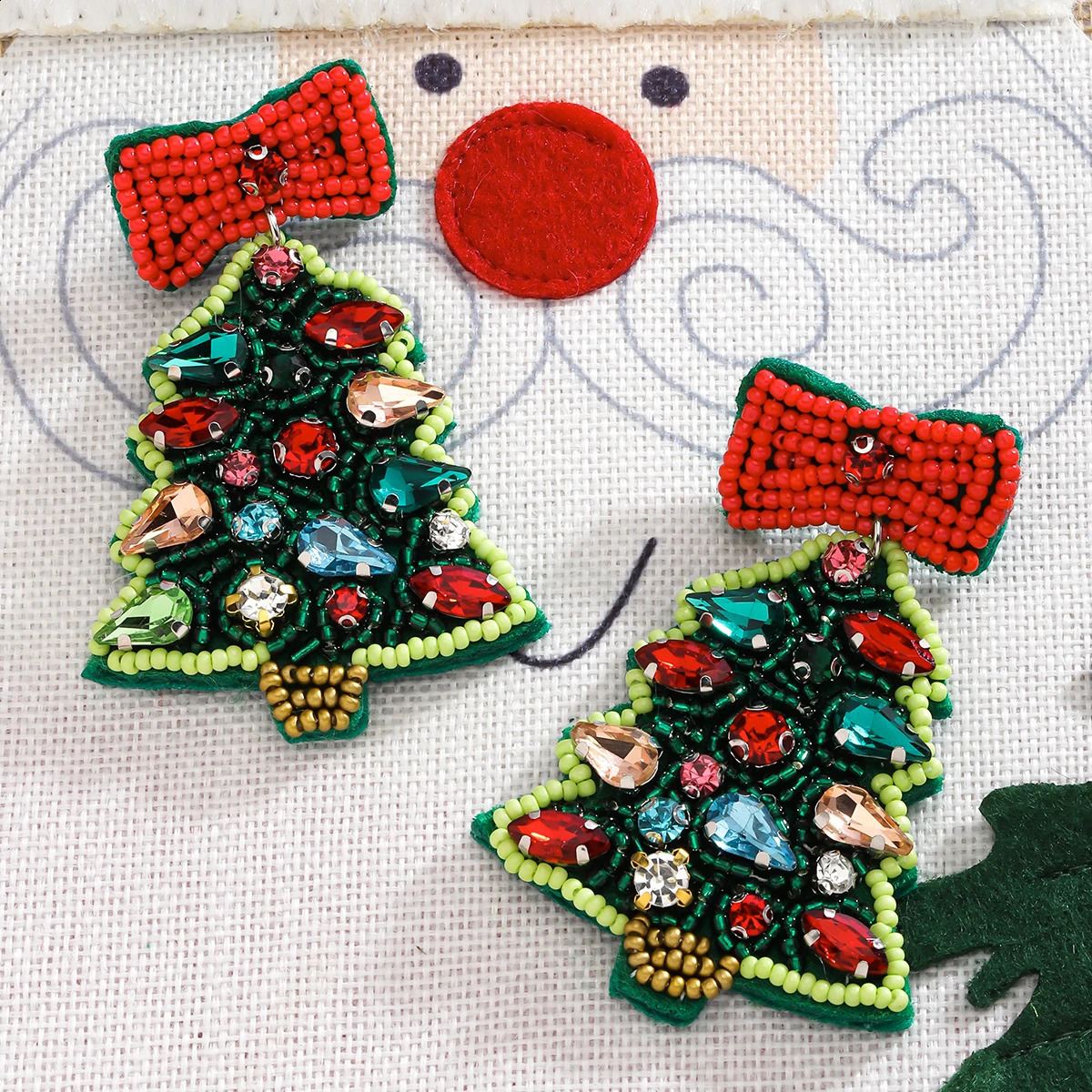 Christmas handmade bead rhinestone drip earrings Christmas tree earrings suitable for womens Christmas earrings 250110