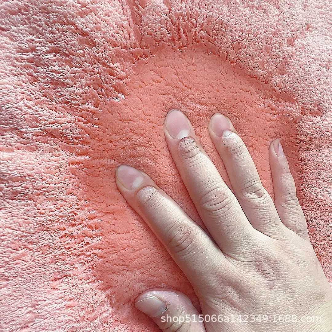Coral fleece hand-inserted pet towel dog and cat water-absorbing quick-drying bath towel soft bath towel M250118