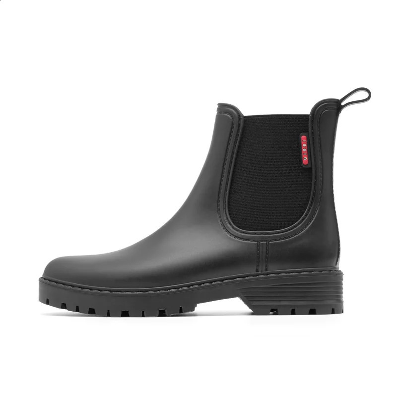 Womens short tube anti slip rain shoes lightweight waterproof water shoes fashionable Chelsea rain boots PVC one-time moldin 250120