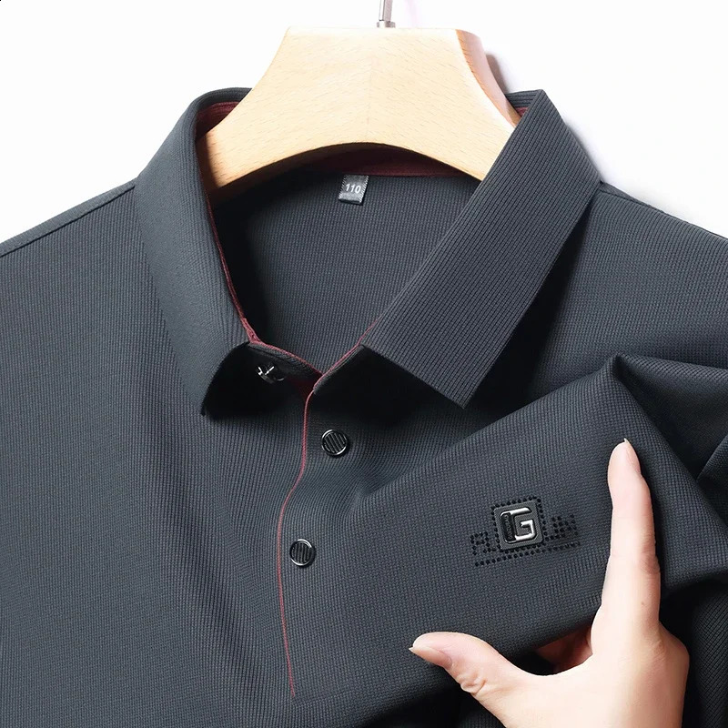 Mens Business Casual Long Sleeved Shirt with Badge Solid Color Polo Fashionable Breathable Comfortable Versatile Top c250113Z