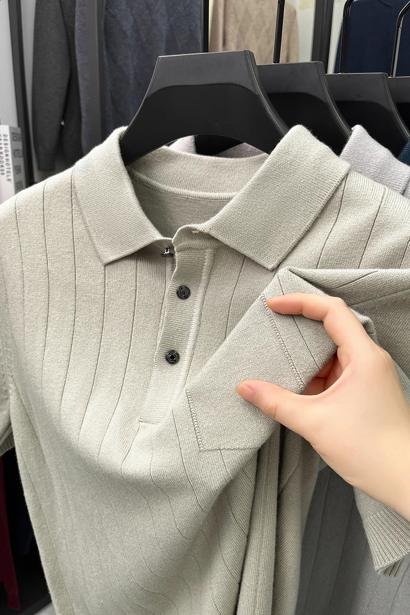 High quality mens short sleeved knitted polo shirt autumn style pullover striped korean flip collar sweater T-shirt 250122