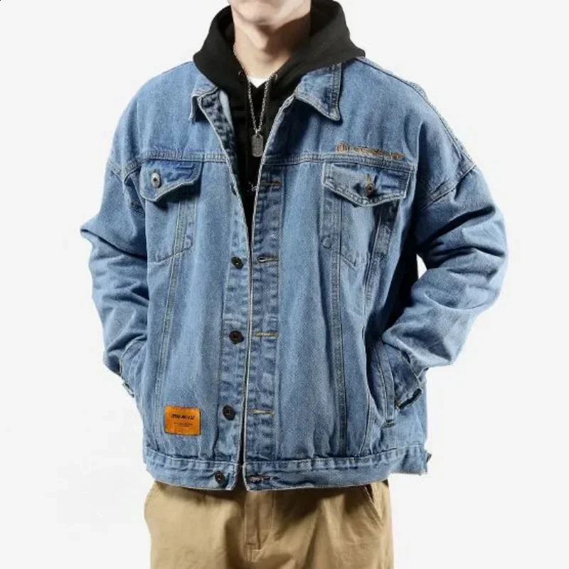 Blue With Embroidery Button Autumn Mens Denim Jacket Gray Male Jean Coats Low Price Wholesale Elatic Loose Y2k Korea Cowboy 250110Z