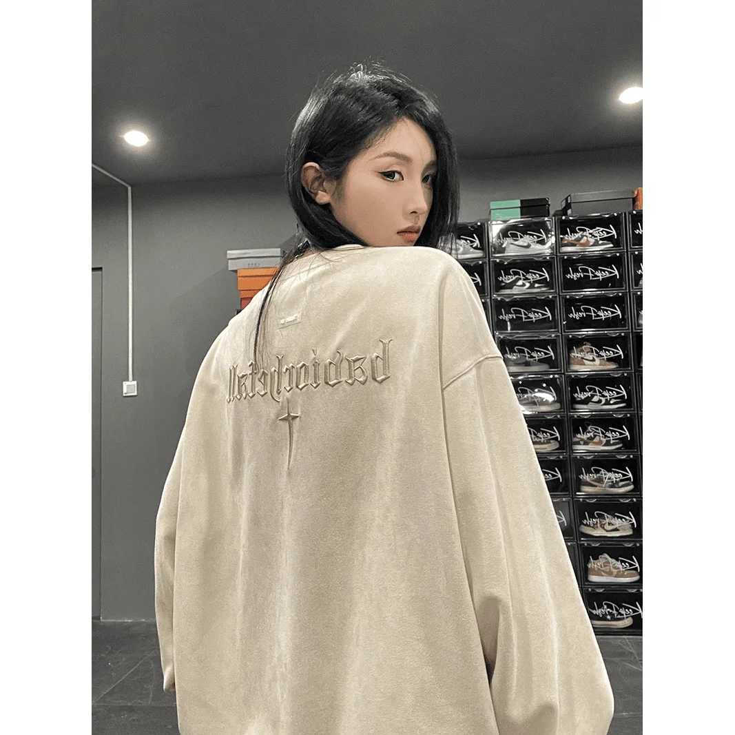 2024 Y2K New Suede Embroidered Round Neck Sweater for Mens Clown in Spring and Autumn Attracting Gothic American Fashion Couple Coat W250117