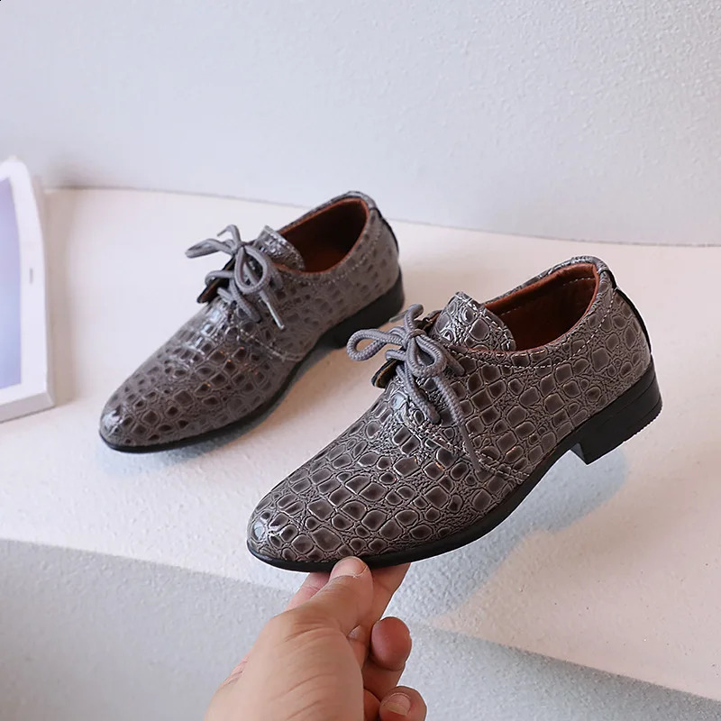 Boys Leather Shoes for Party Wedding Shows Catwalk Cool Lace-up Classic Kids Fashion Casual Shoes Loafers Children Dress PU 250121