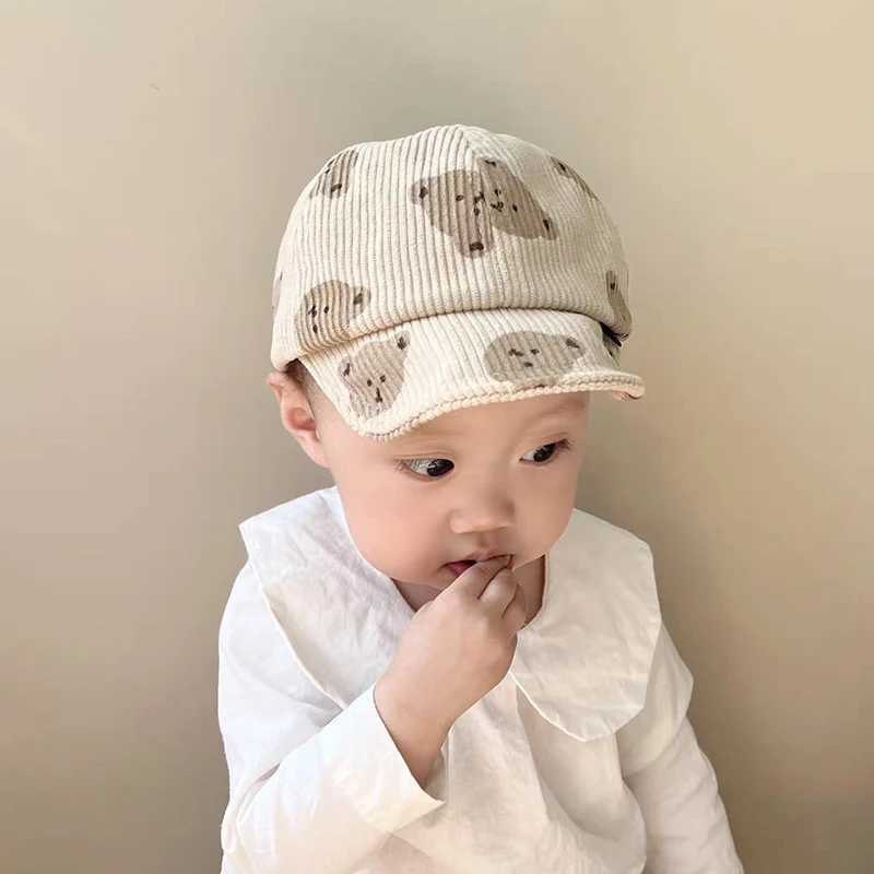 Cute cartoon bear printed childrens baseball cap Spring and Autumn baby boy and girl Visor hat childrens leather hat fashionable baby sun hat M250121