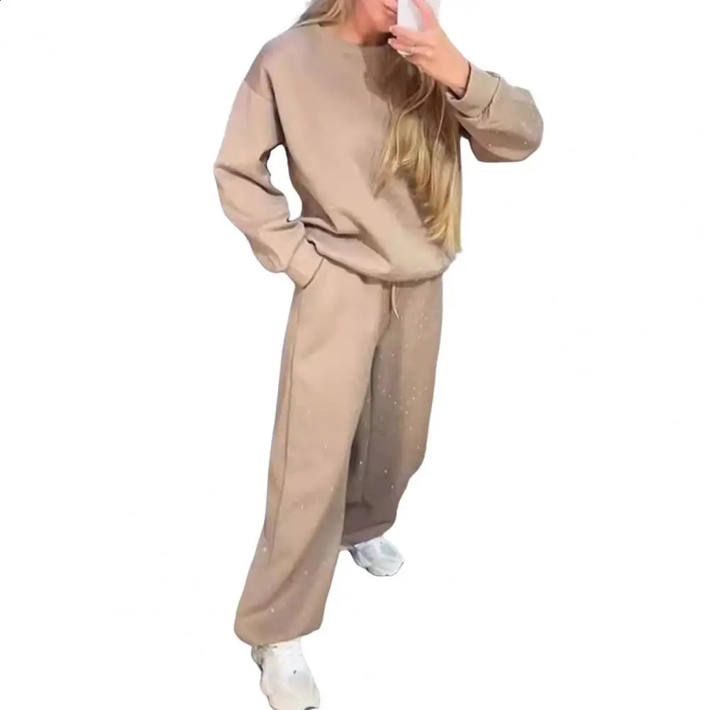 Women Loose Fit Suit Womens Rhinestone Decor Sweatshirt Wide Leg Trousers Set for Wear Sport Outfit Round Neck Long Fall 250122