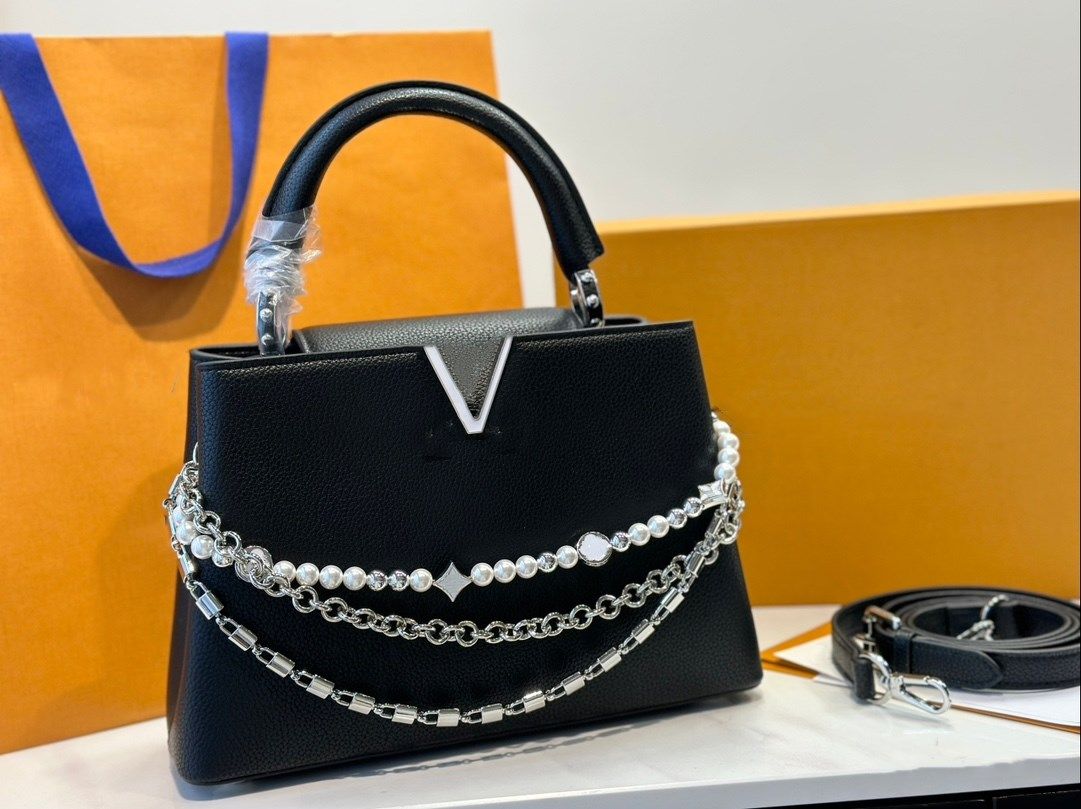 Designer lady handbag Capucines handbag women's shoulder bag highs quality cowhide wallet fashionable gold buckle hardware crossbodys bag