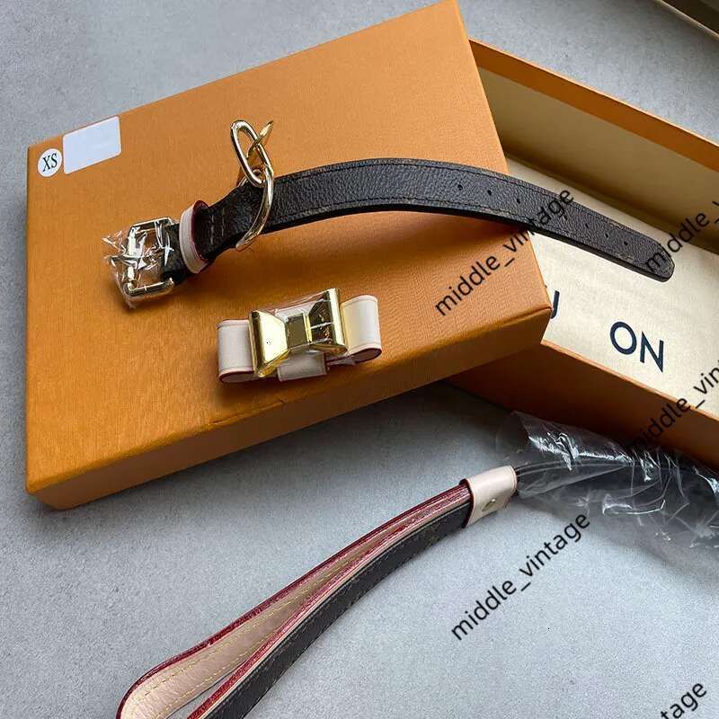 Dog Collars Fashionable Collar Made Of Genuine Cowhide Material Trendy Bow Style Pet Traction Rope Cat And Travel Anti Loss Supplies With Box H2502194