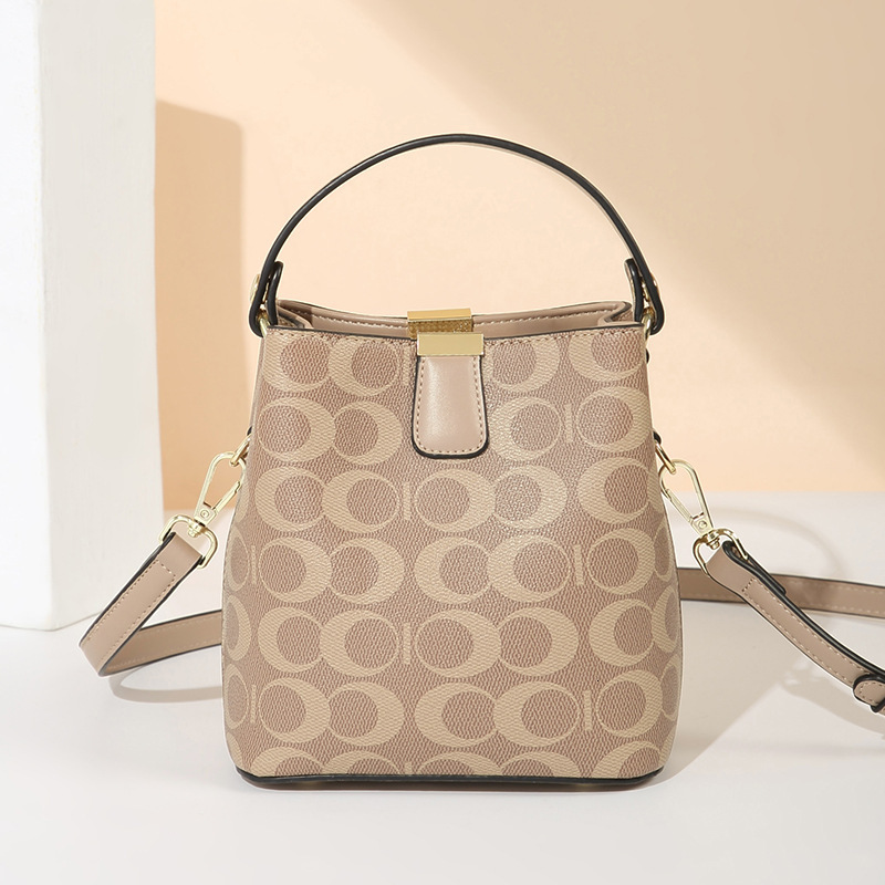 Designer's New Trendy Shoulder Bag, Stylish And Atmospheric, Diagonally Printed Women's Bucket Bag