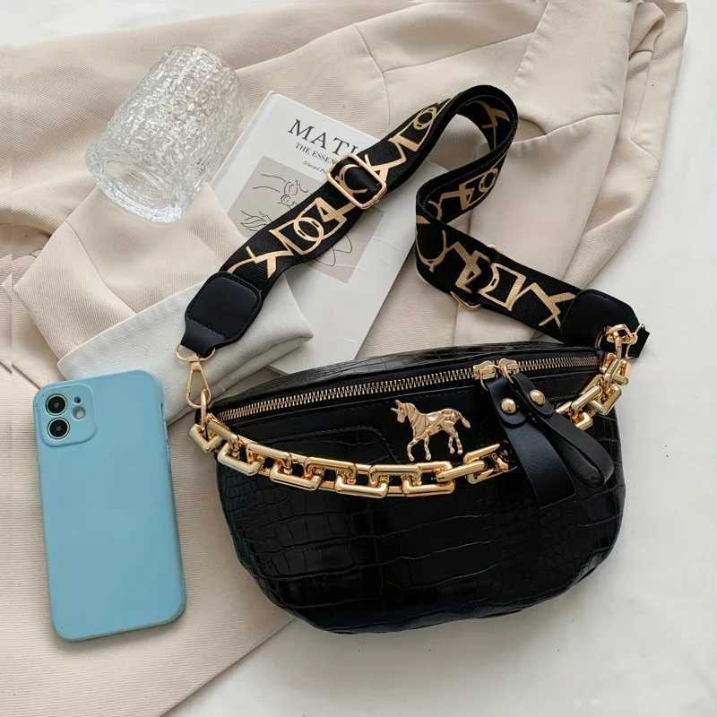 The New Simple Fi Mini Breast Pocket Outdoor Leisure Bag Mti-functi Large Capacity Storage Bag Mobile Phe Bag Z250205