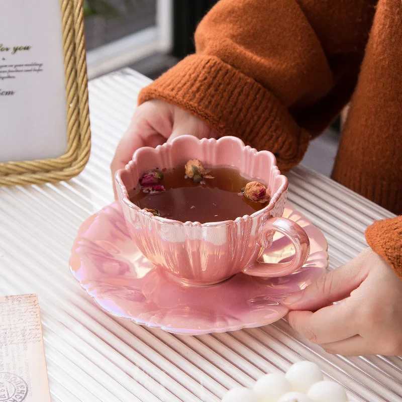 240ml Pearl White Blue Flower Petal Coffee Cups and Saucers Ceramic Pretty Tea Cup With Saucer Set Z250205