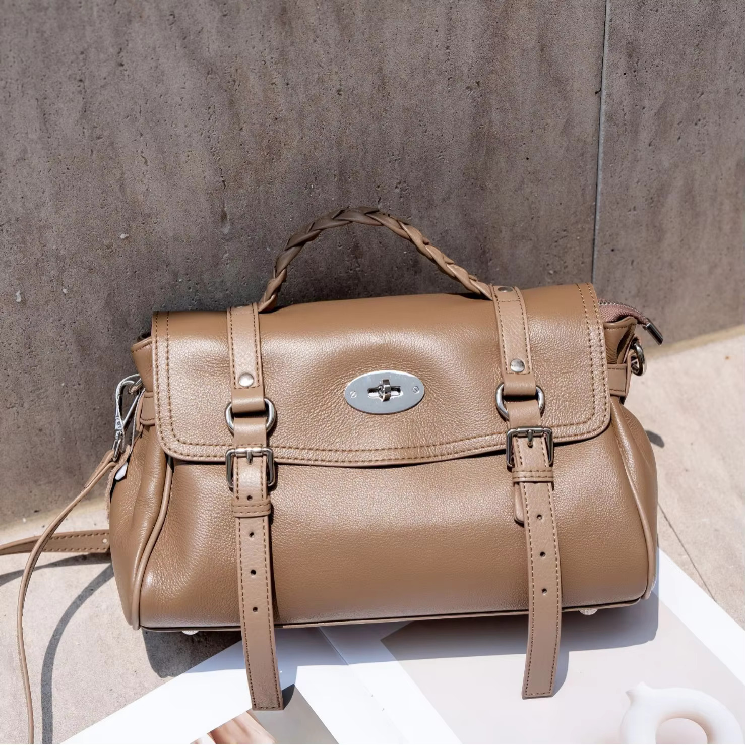 New Genuine Leather Women Tote Handbag Braid Top Handle Exquisite Design Shoulder Bag Fashion Ladies Crossbody Bags