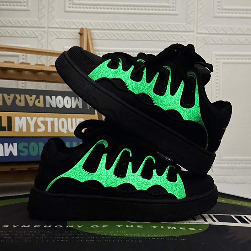 Langzude Training American Skateboarding Trendy Brand Student Street Photography Night Light Leisure Sports Shoes Men's And Women's Styles