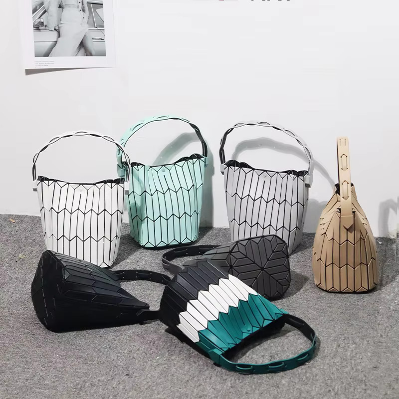Top-Handle Bao Bags For Women 2024 Designer Bucket Hand Shoulder Tote Bag High Quality Handbags Y2k Beach Messenger Purse