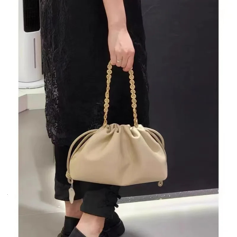 VOAETEC New Women's Drawstring Cloud Blessing Hobos Real Leather One Shoulder Crossbodyg Fashion Casual Bucket Bag