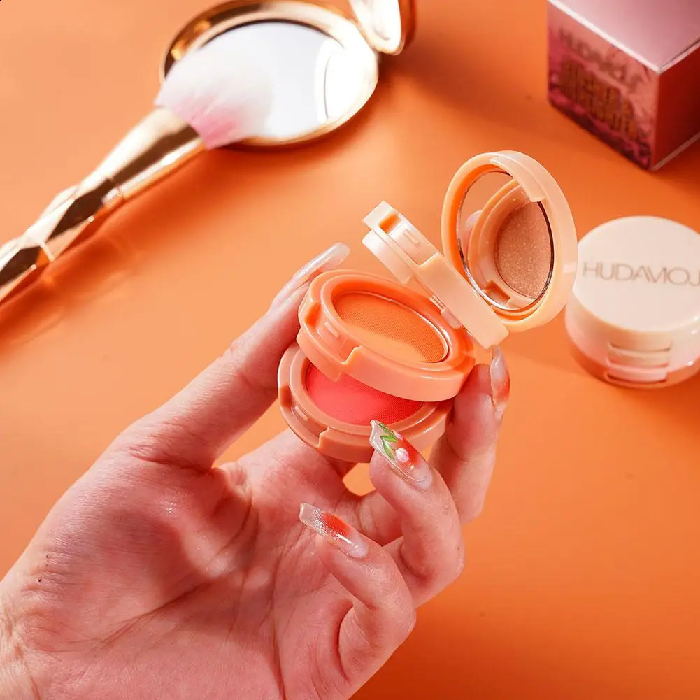 4 In 1 Highlighter Blush Palette Matte Pearly Blush Shiny Silkworm Eyeshadow Shimme Brighten Face Contour Powder Palette Makeup 250121