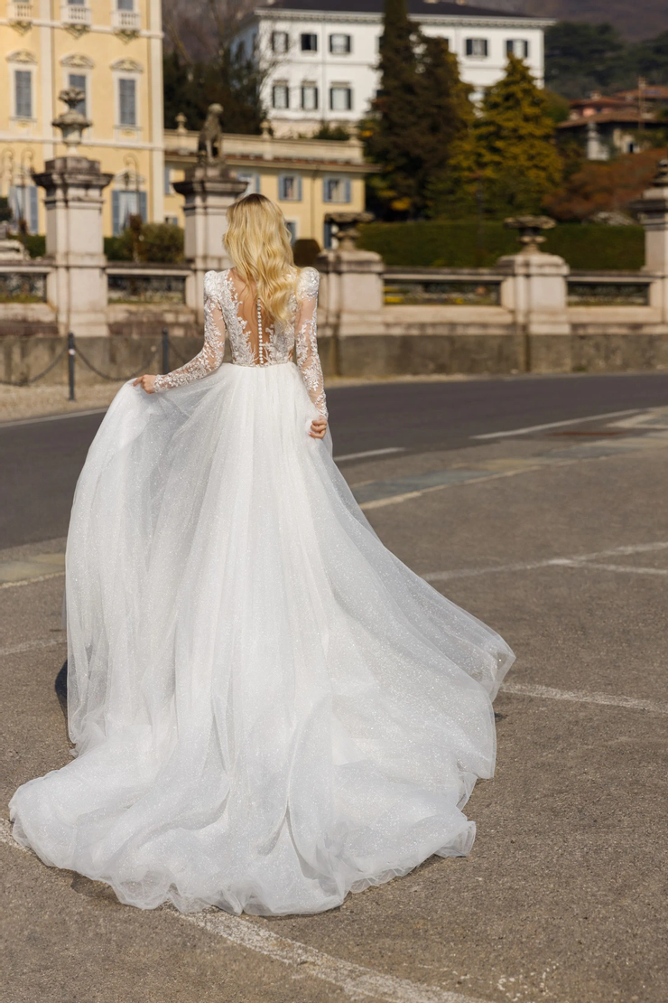 Illusion Lace Sheath Dresses With Detachable Train Sheer Crew Neck Arabic Short Beach Bohemian Tulle Long Sleeves Wedding Gowns
