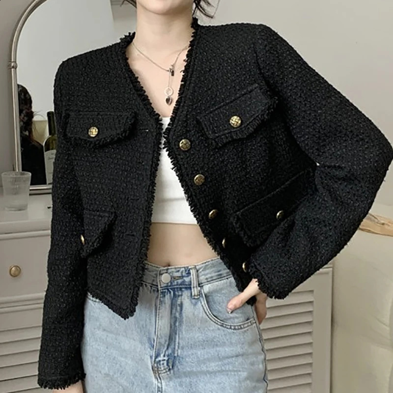 HELIAR Women Tassel Elegant Tweed Jackets Singlebreasted Cardigan Short Coats Basic Casual Outerwear Office Fall Winter 250120wtt