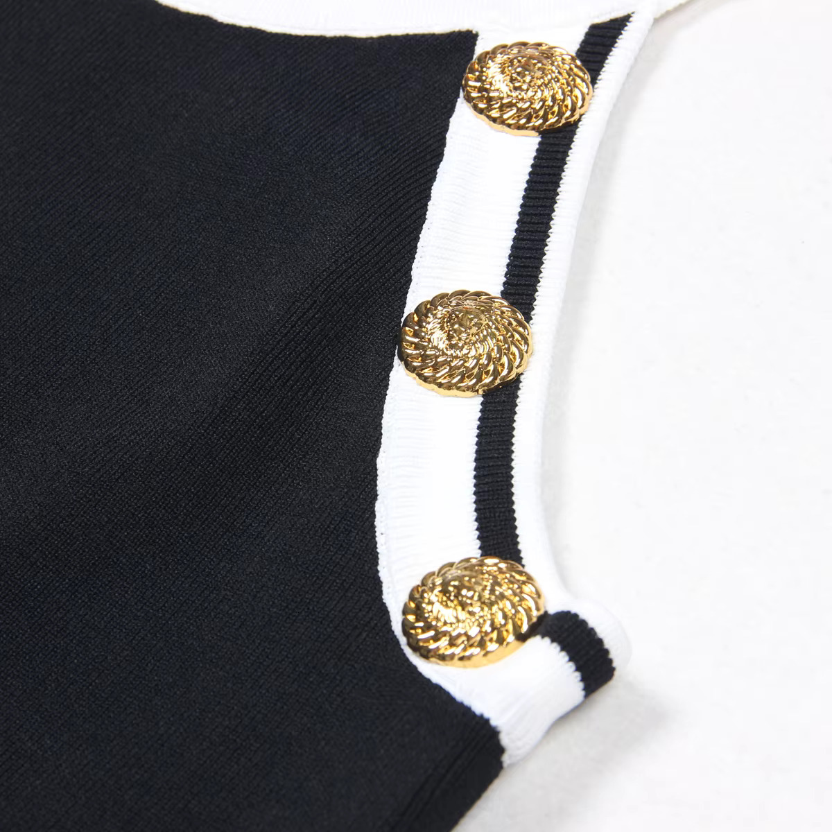 SML High Quality In Stock Summer 2025 New Sleeveless Short Knitted Lady Versatile Vest Halterneck Camisole Women's Top