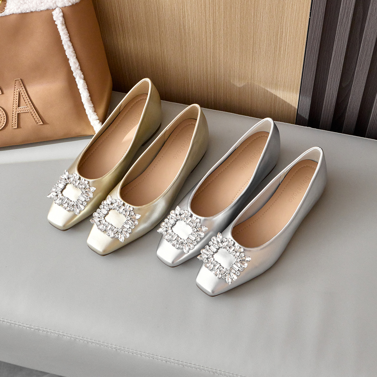 2025 new type of silver high-grade high-grade elevation flat square head diamond single shoes for women commuting shoes